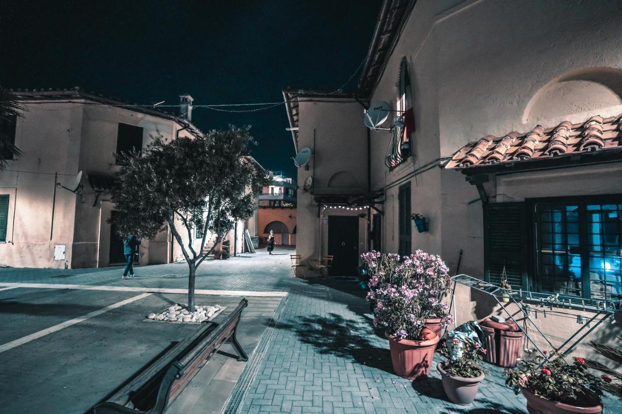 Roma Al Mare! Le Comete Del Borghetto Lido di Ostia Kültér fotó