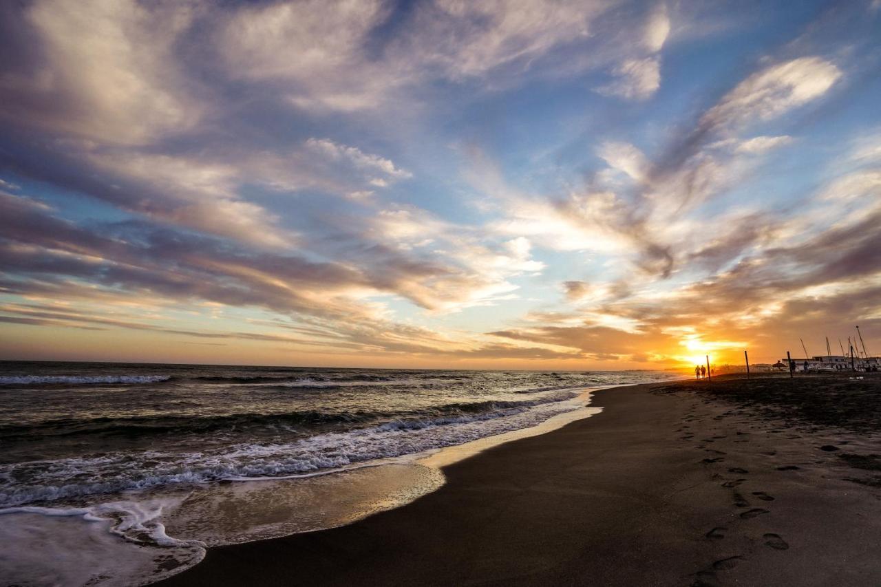 Roma Al Mare! Le Comete Del Borghetto Lido di Ostia Kültér fotó