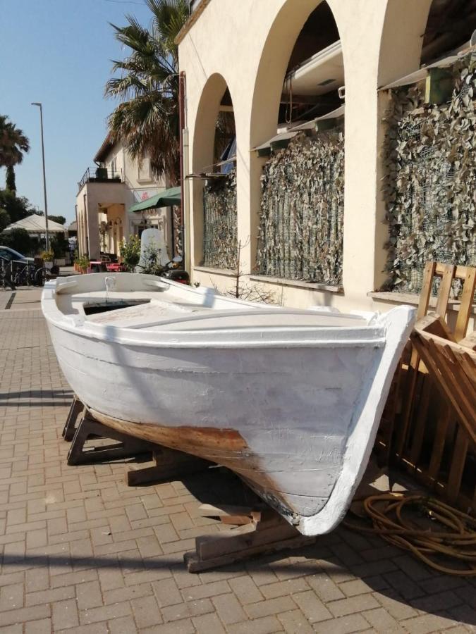 Roma Al Mare! Le Comete Del Borghetto Lido di Ostia Kültér fotó
